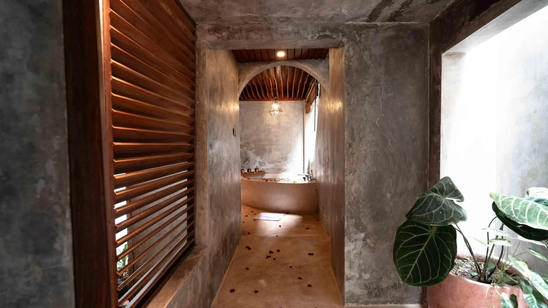 The Sender Pool Suites Ubud Villa
